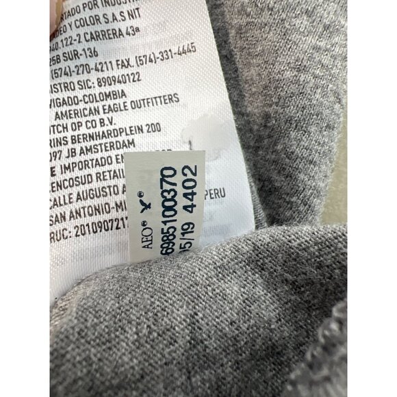American Eagle Crewneck Long Sleeve T Shirt Mens Small Standard Fit Gray Active - Picture 10 of 11